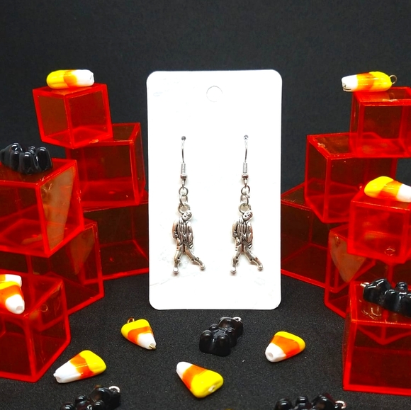 Zombie earrings - Picture 1 of 1
